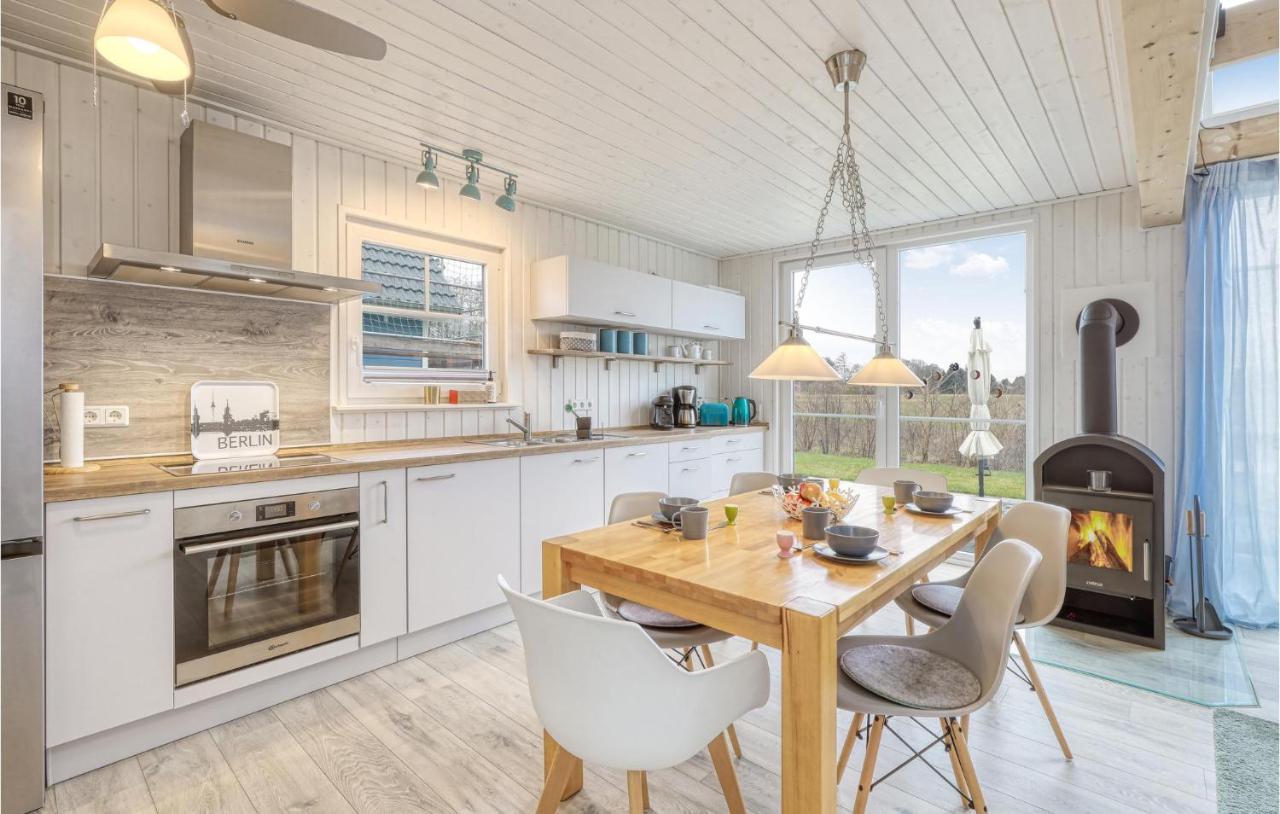 2 Bedroom Beautiful Home In Zerpenschleuse Exterior foto